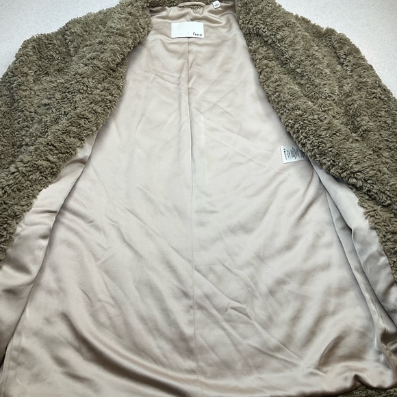 Aritzia Wilfred Free Grete Plush Jacket Small‎ Tan Color Teddy - Picture 6 of 11